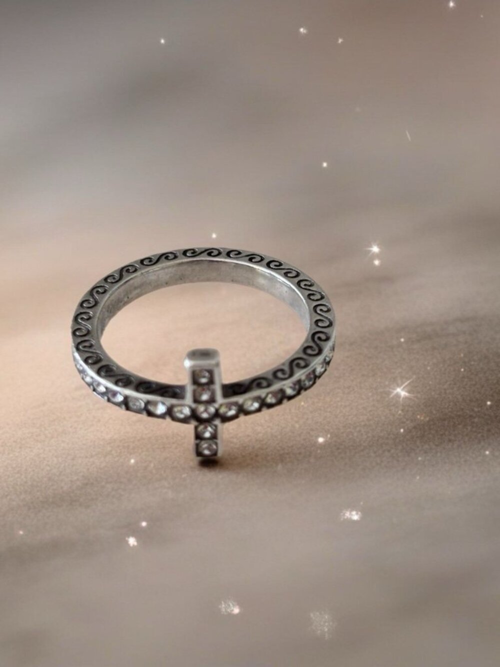Brighton STARRY NIGHT Ring Cross Ring. Crystals Around It. Size 9